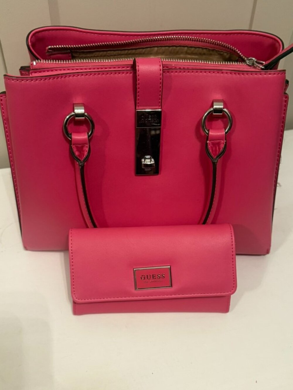 GUESS Hot Pink Tote Bag & Matching Wallet Set – Chic & Bold